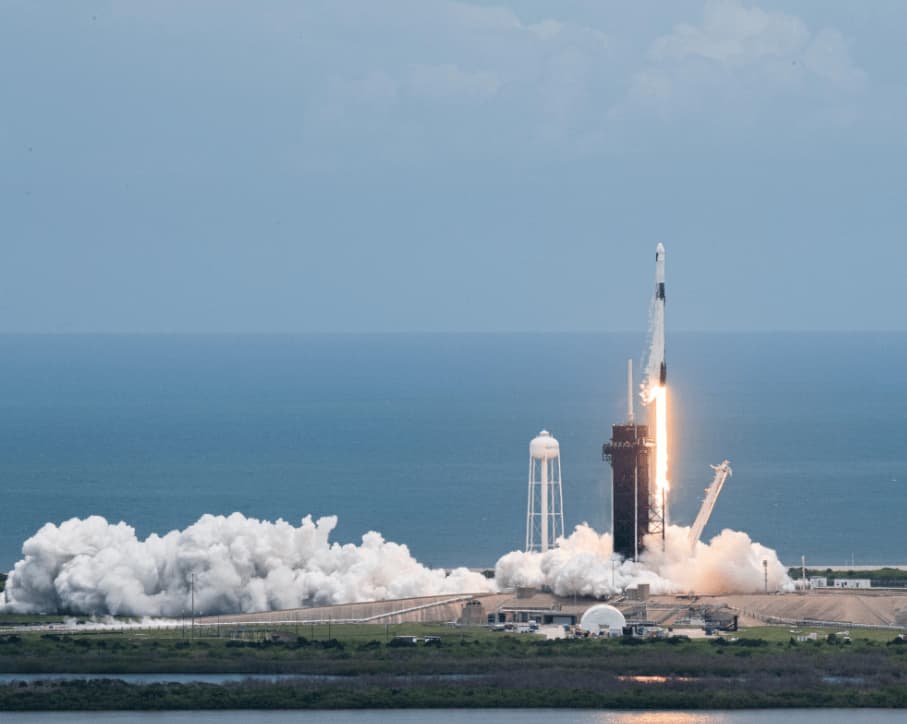 SpaceX Primed for Second-Week Surge as Index Bid Looms