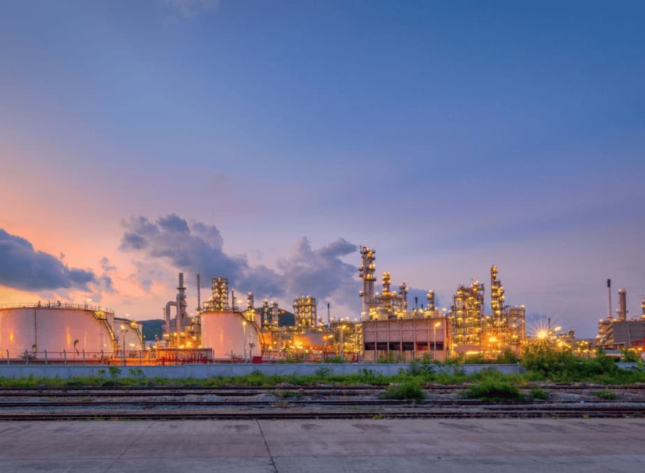US-Iran Deal Sends Futures Surging, Oil Below $81