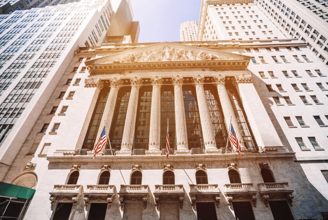 VOO Crosses $1 Trillion as Passive Investing Rewrites History